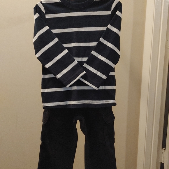 FREE BUY 1& I GIVE 1 !!! CLEANED, LIGHTLY PRESSED,READY TO DRESS.STEAL THIS DEAL - Picture 3 of 4